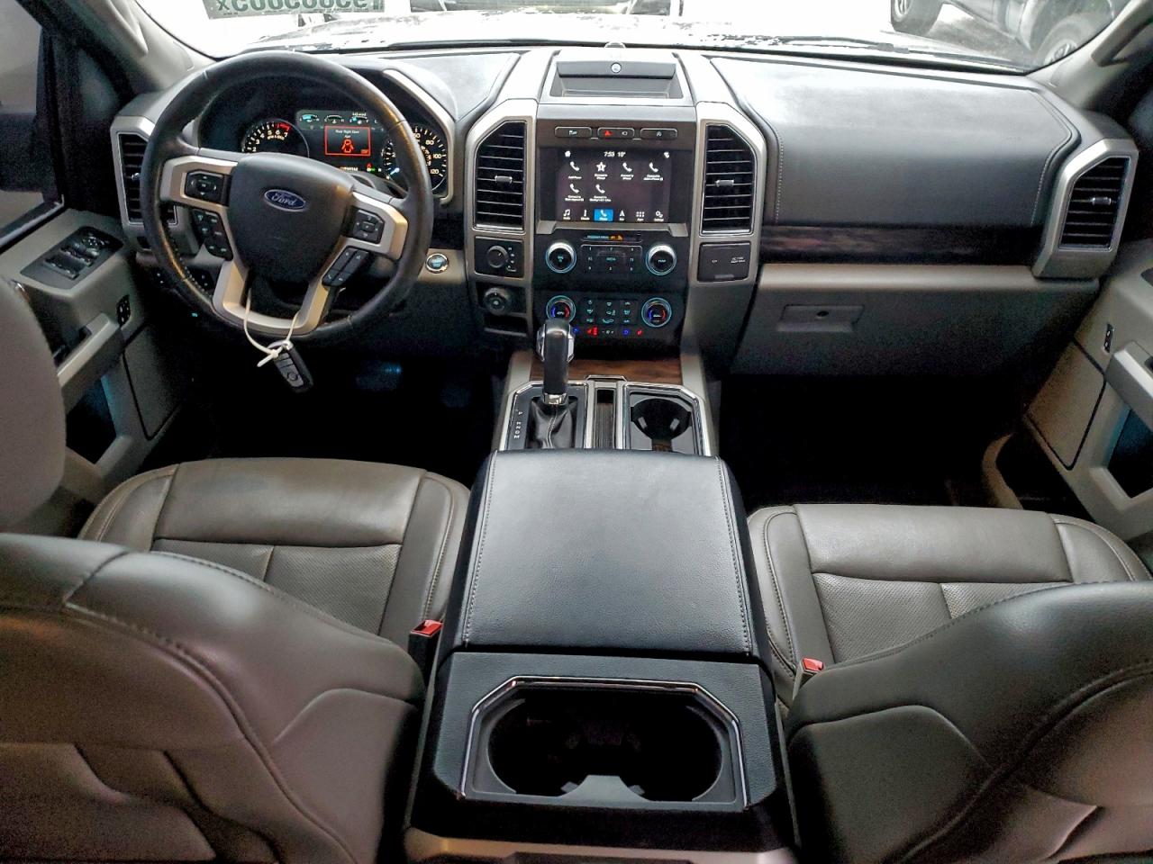 Ford F-150 Supercrew Image 12