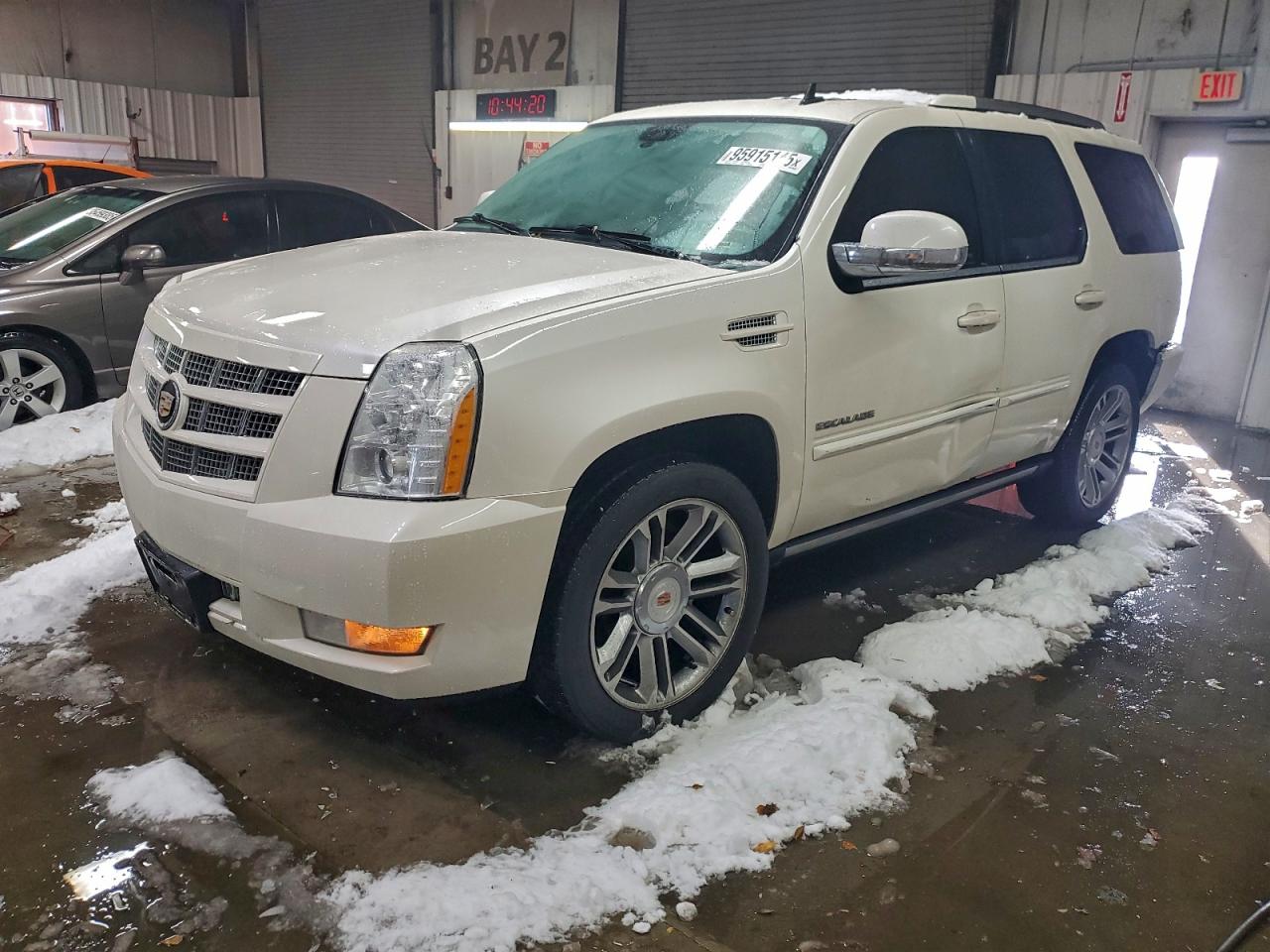 Cadillac Escalade Premium Image 1