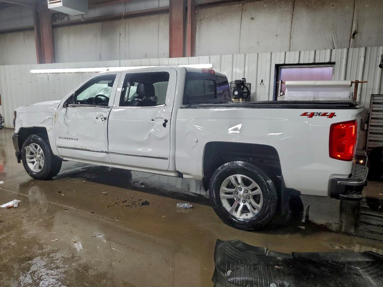 Chevrolet Silverado K1500 Ltz Image 3