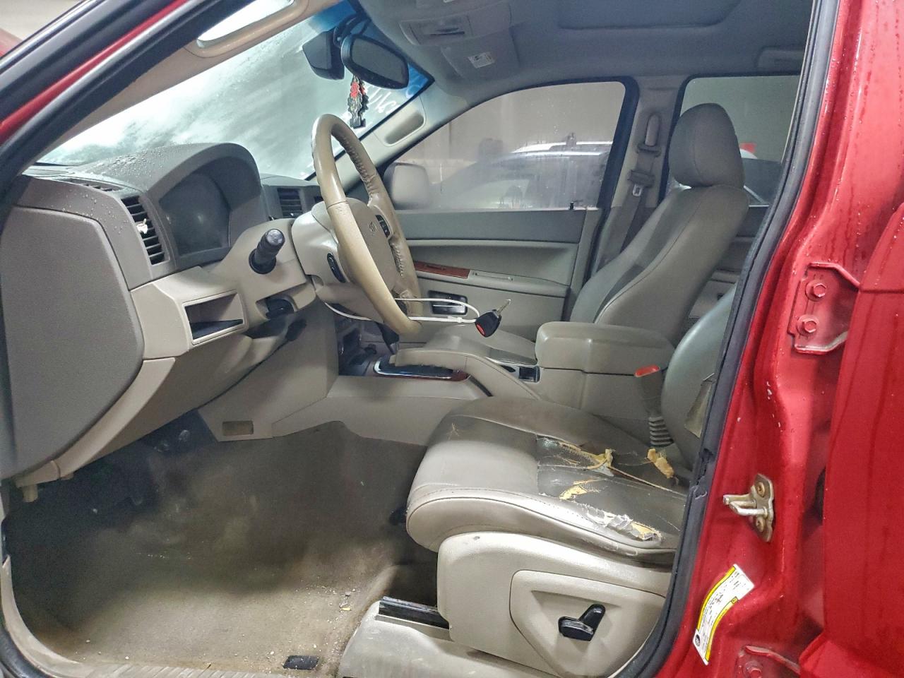 Jeep Grand Cherokee Limited Image 12