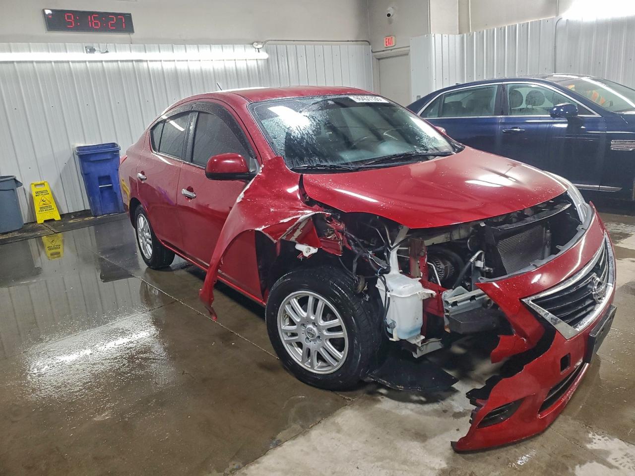 Nissan Versa S Image 6