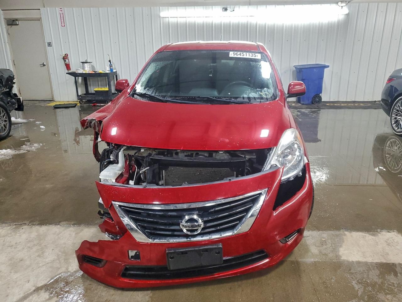 Nissan Versa S Image 4