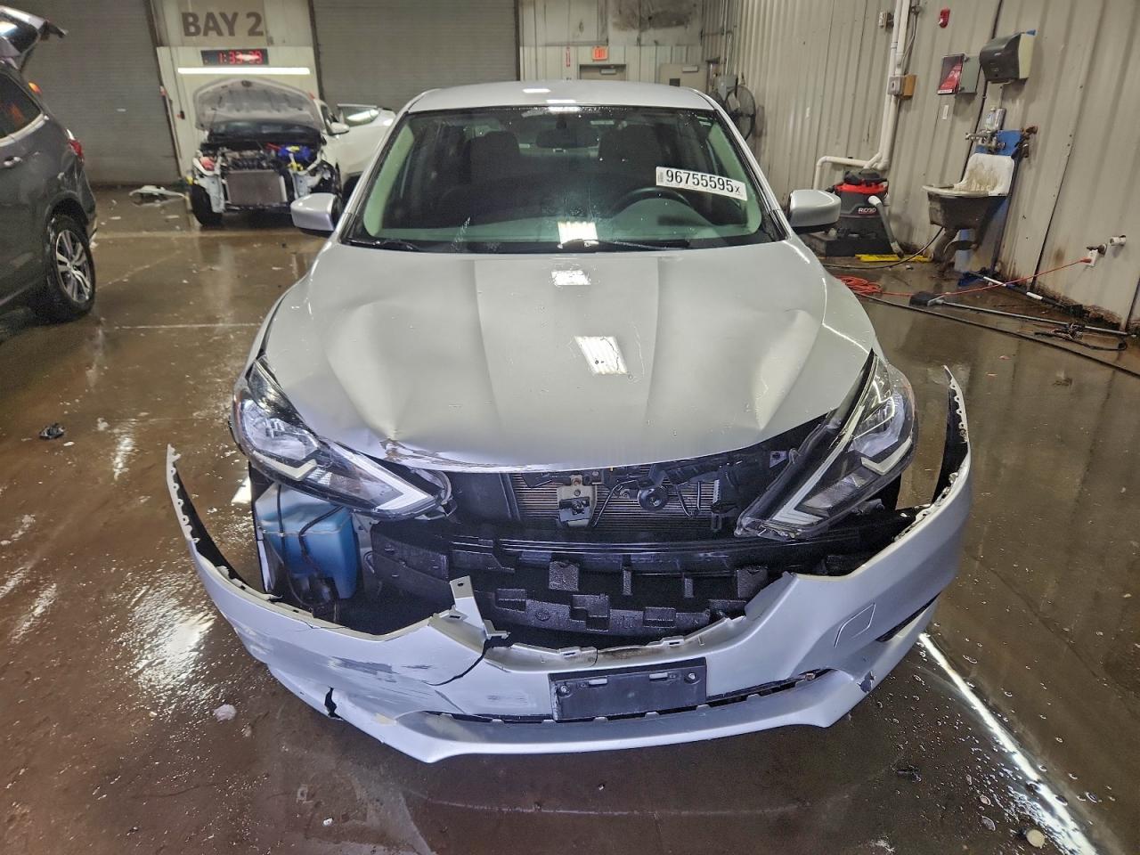 Nissan Sentra S Image 3