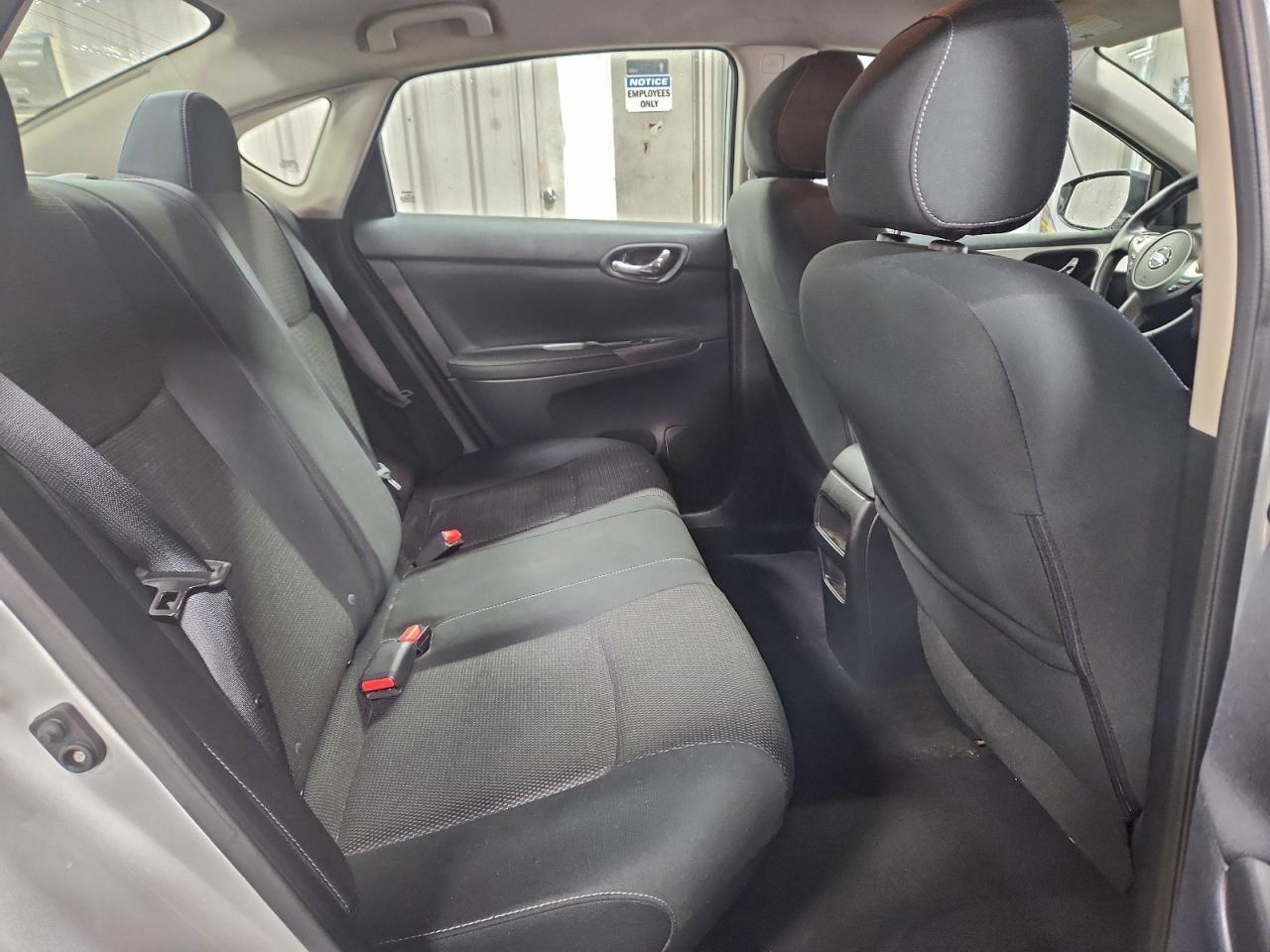 Nissan Sentra S Image 13