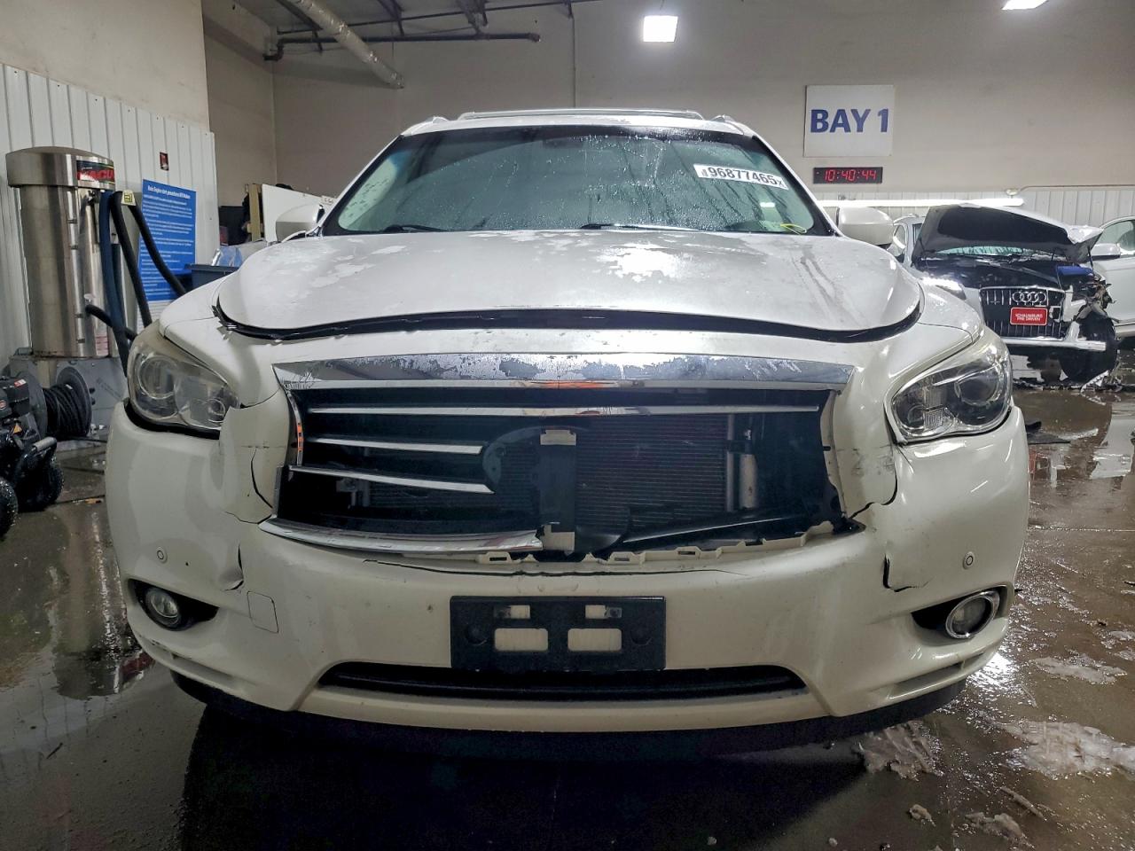 INFINITI Qx Image 12