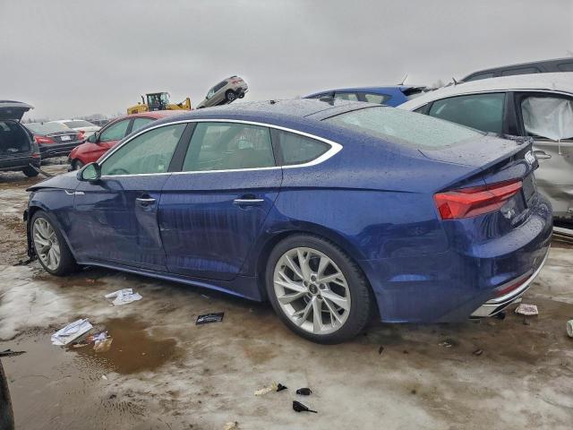 Audi A5 Premium 40 Image 2