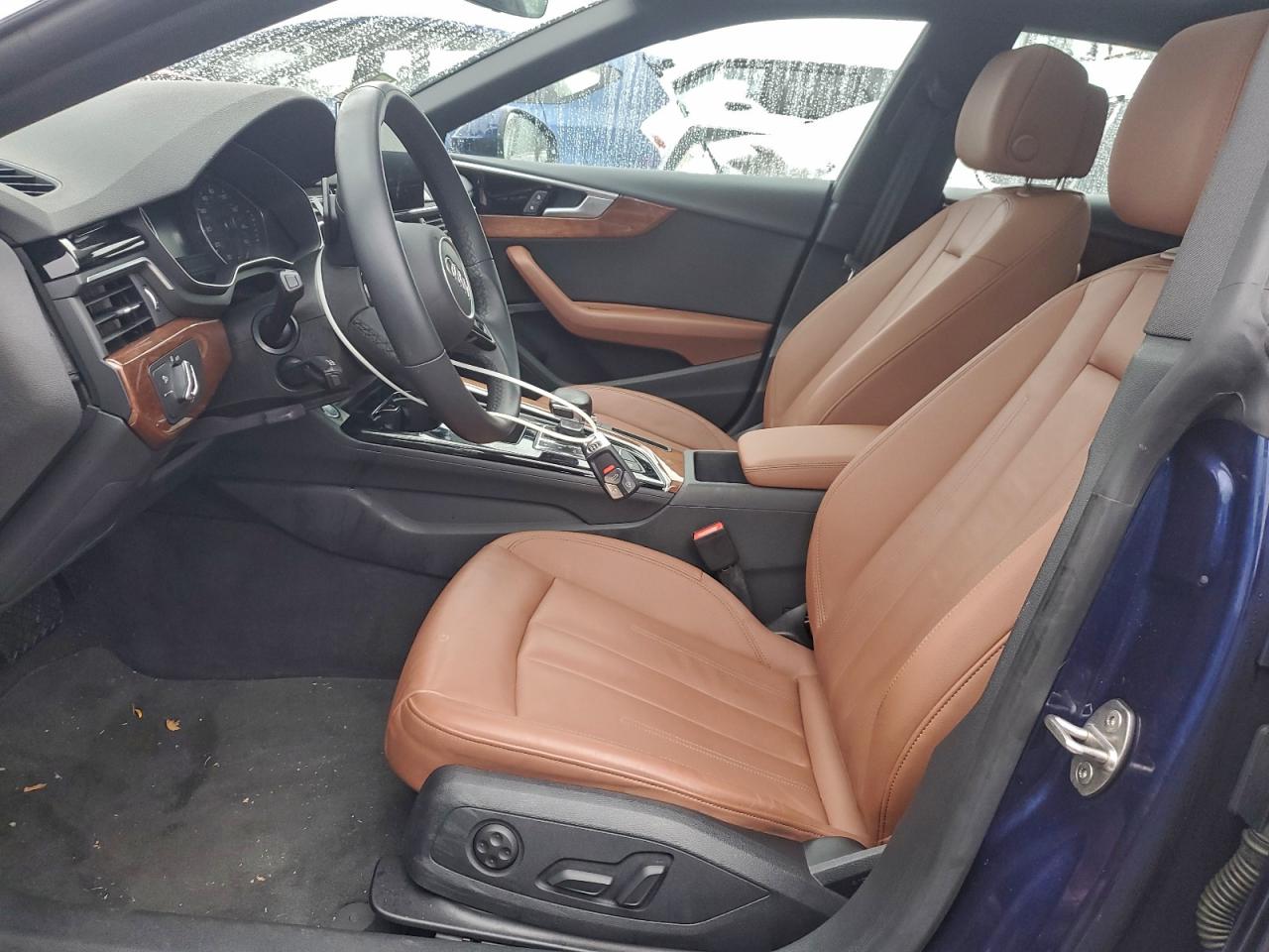 Audi A5 Premium 40 Image 12