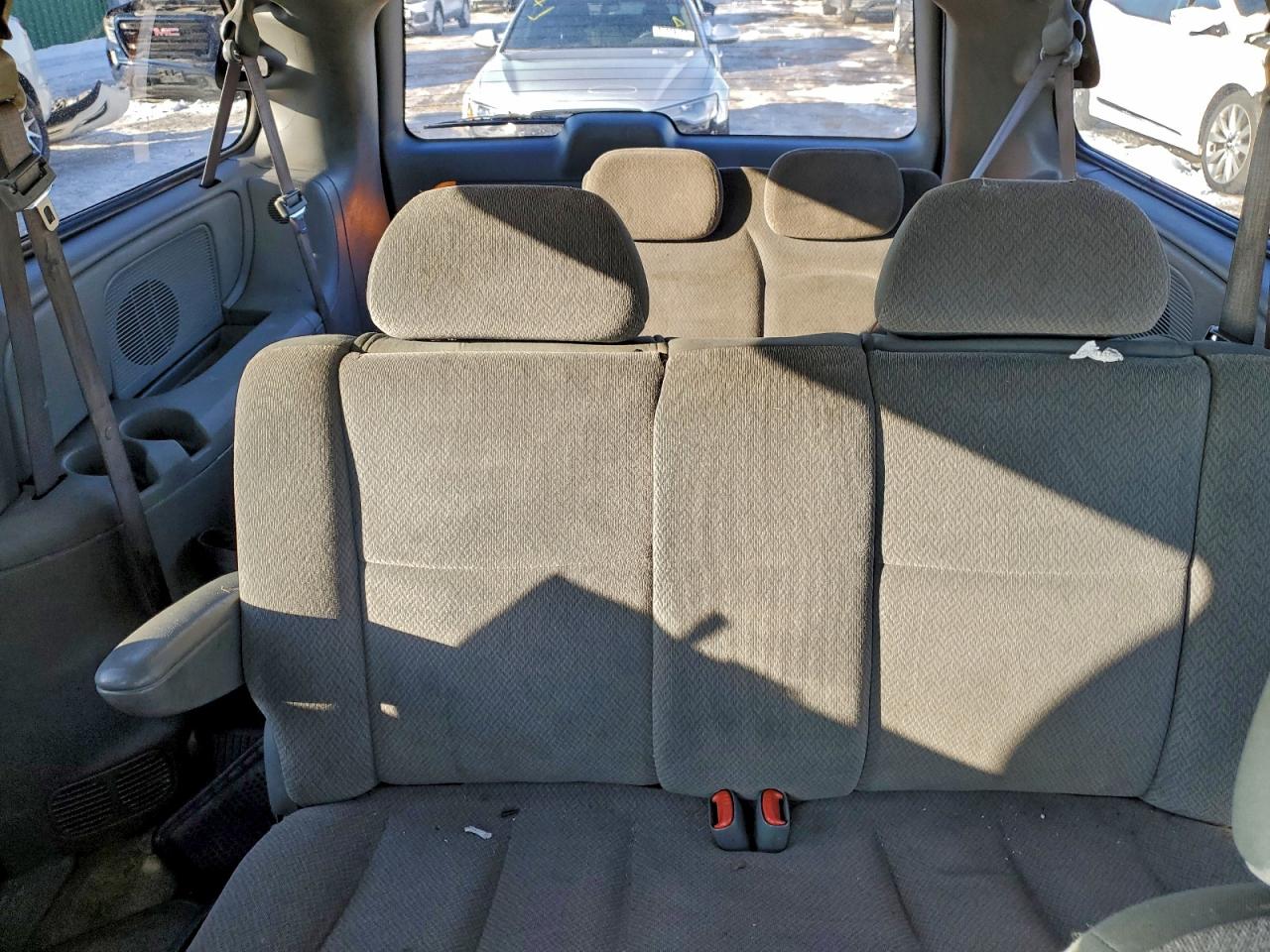 Dodge Caravan Se Image 9