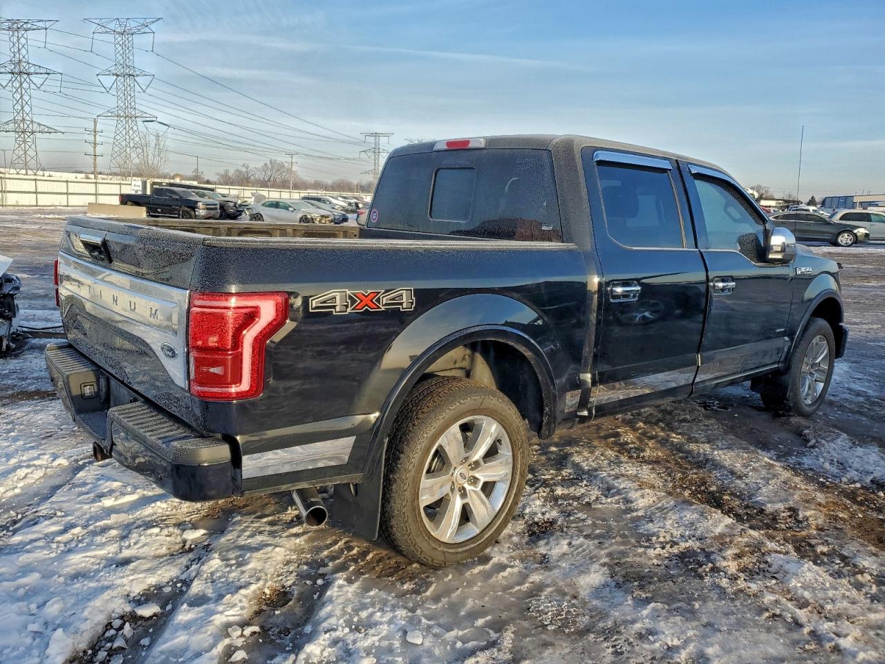 Ford F-150 Supercrew Image 3