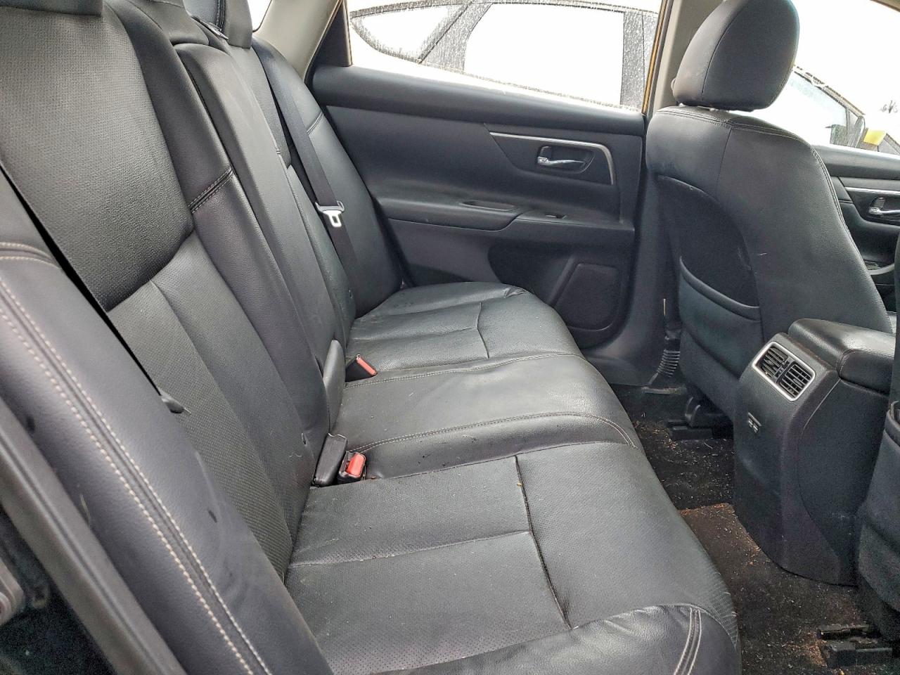 Nissan Altima 2.5 Image 8