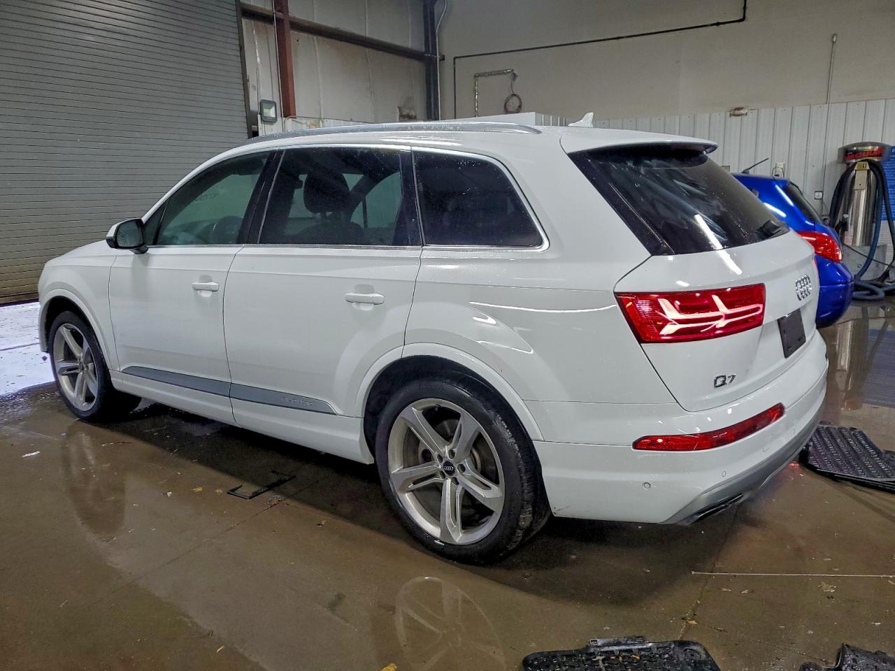 Audi Q7 Prestige Image 2