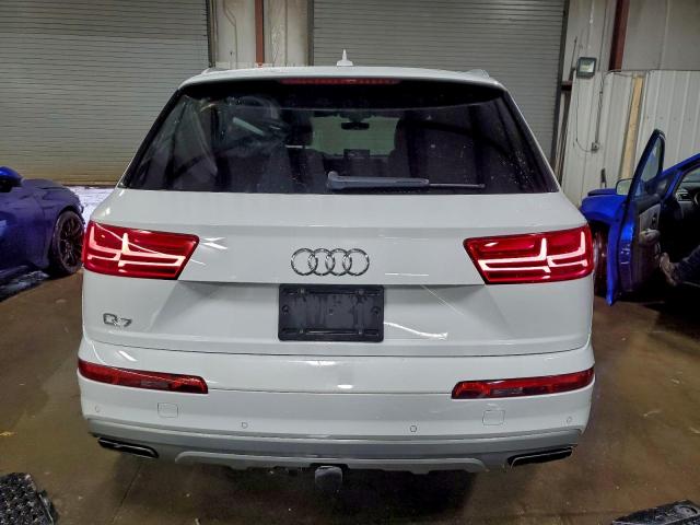 Audi Q7 Prestige Image 10