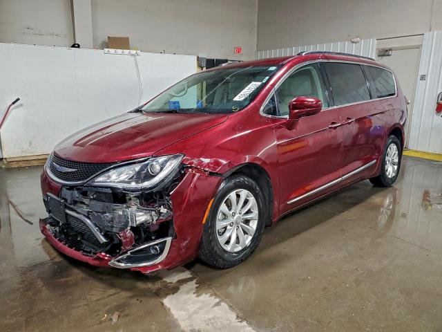 Salvage Chrysler Pacifica
