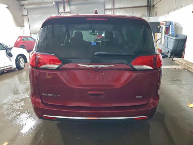Chrysler Pacifica Touring L Image 8