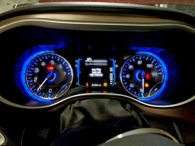 Chrysler Pacifica Touring L Image 3