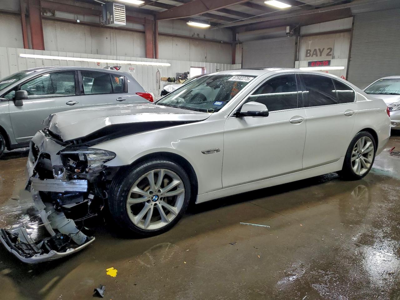 BMW 5 Series I Image 1