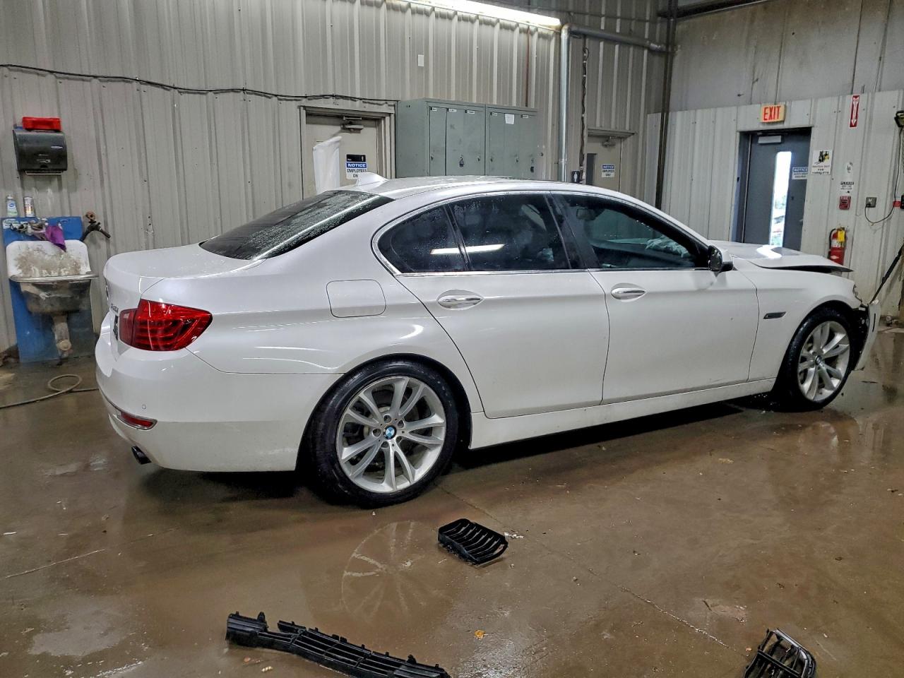 BMW 5 Series I Image 5