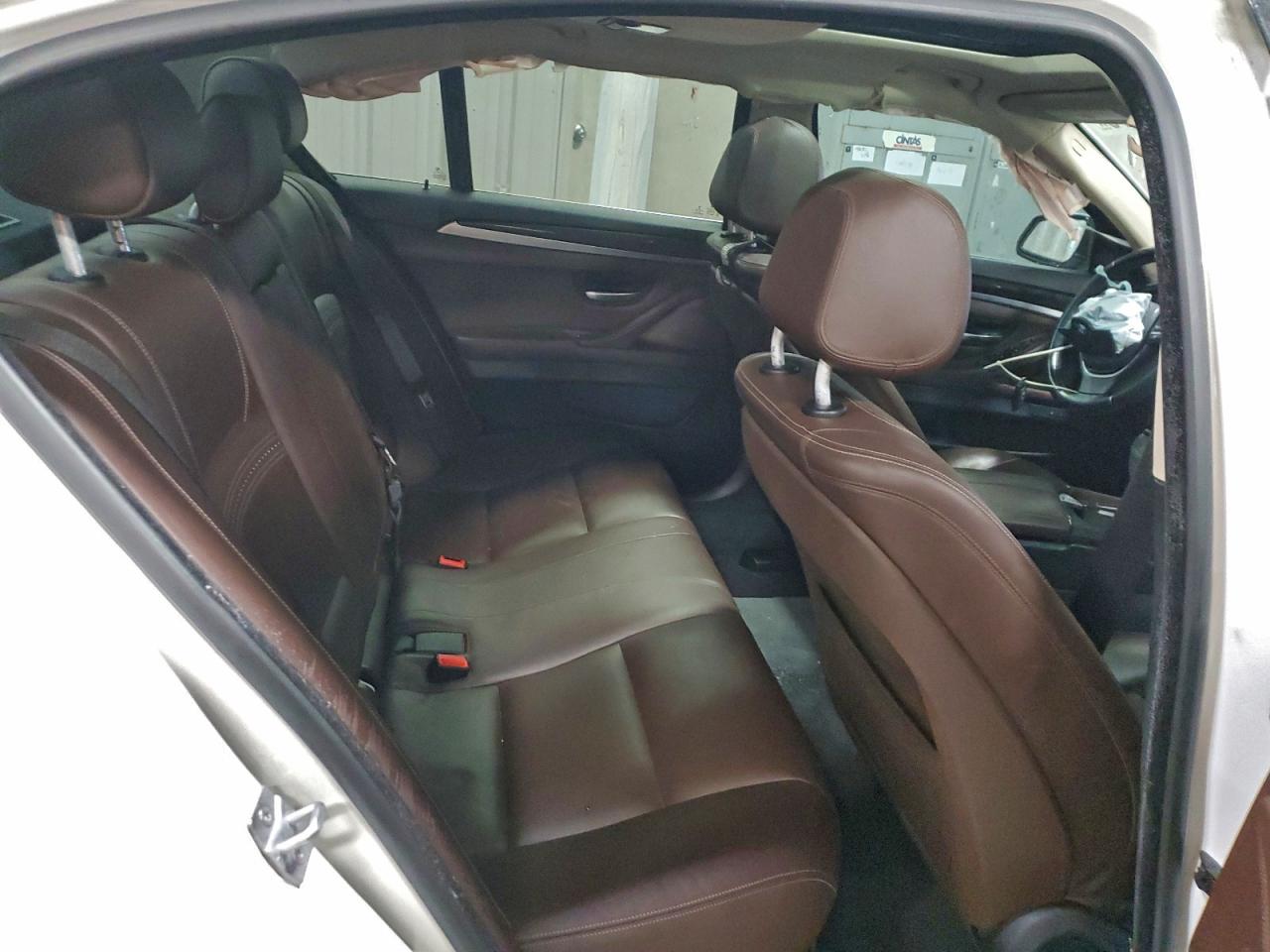 BMW 5 Series I Image 6