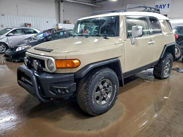  Salvage Toyota FJ Cruiser