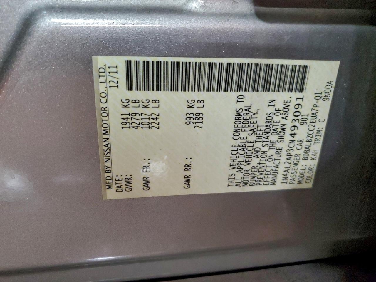 Nissan Altima Base Image 8