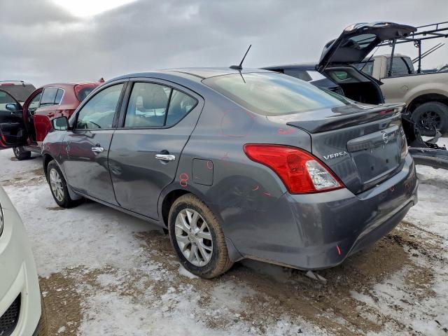 Nissan Versa S Image 3