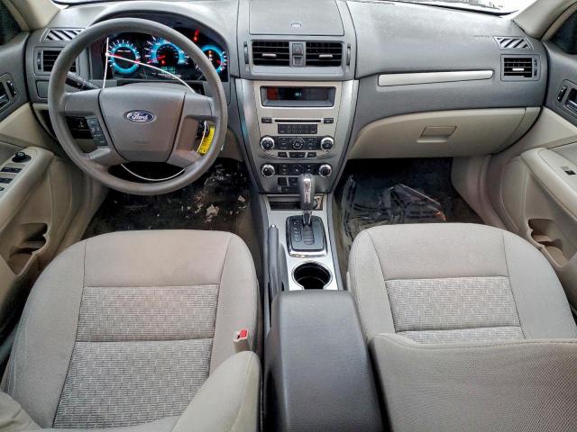 Ford Fusion S Image 6