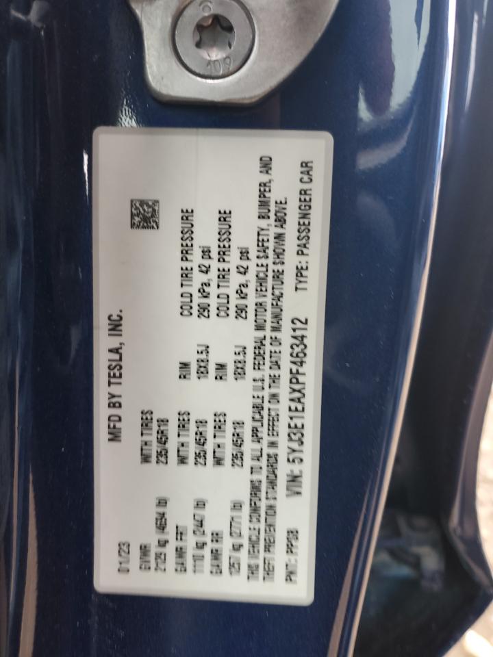 Tesla Model 3 Image 7