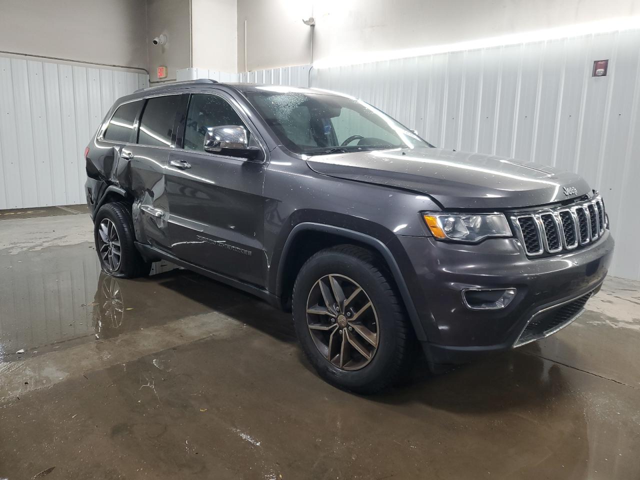 Jeep Grand Cherokee Limited Image 3