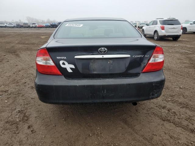 Toyota Camry Le Image 10