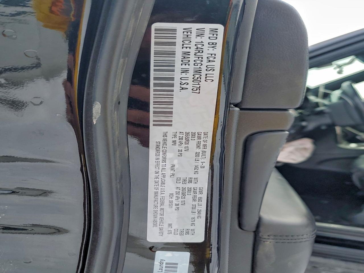 Jeep Grand Cherokee Overland Image 5