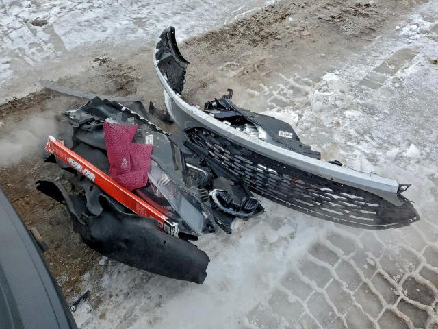 Ford Escape Titanium Image 13