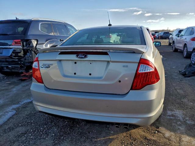 Ford Fusion Se Image 8