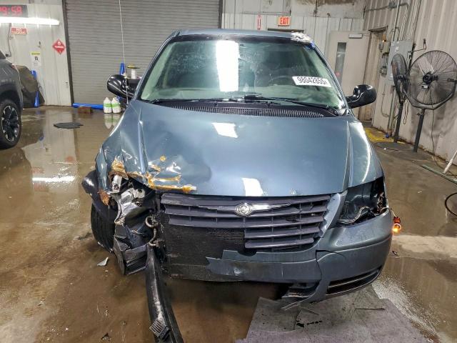 Chrysler Minivan Lx Image 12