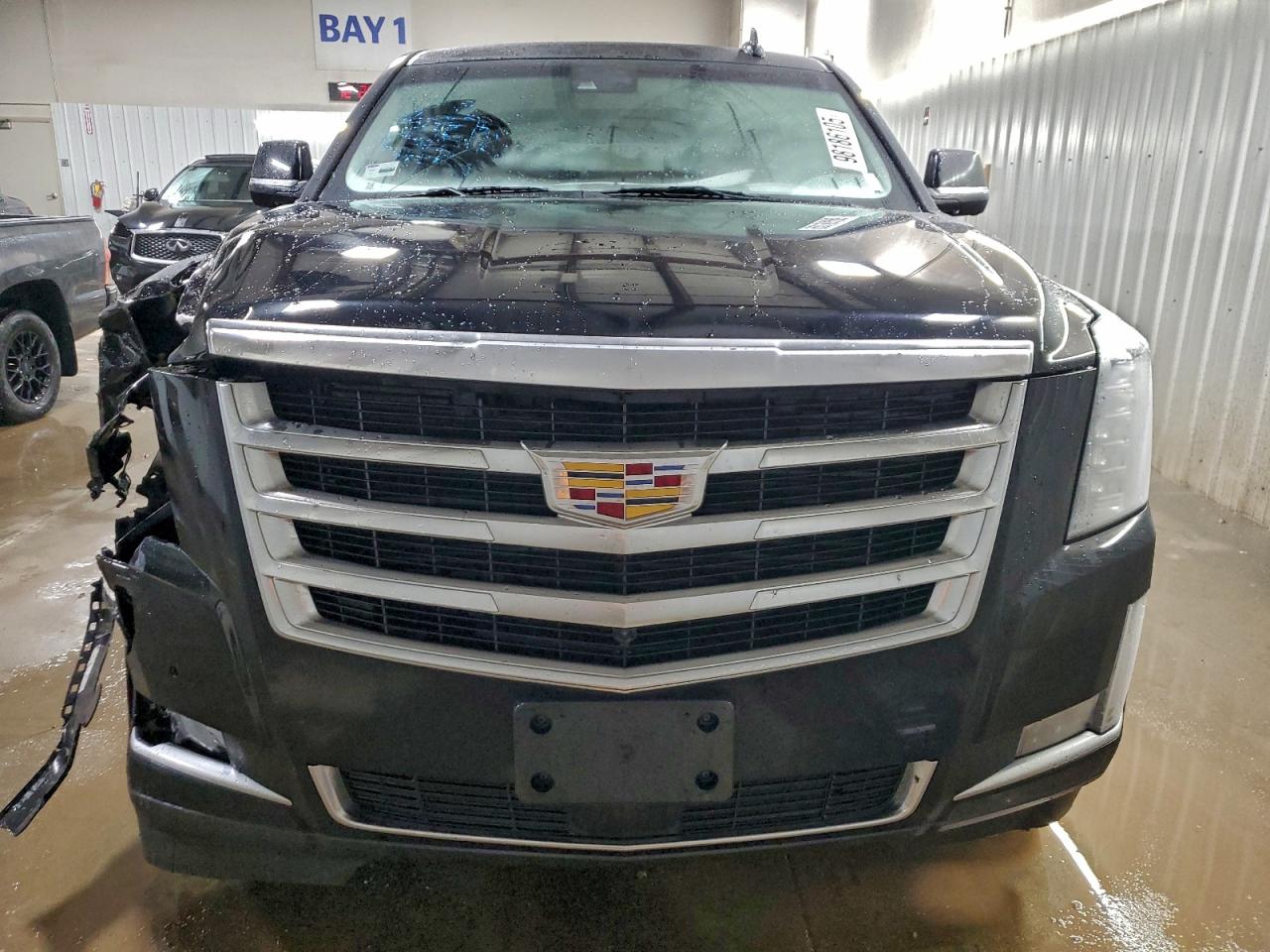 Cadillac Escalade Esv Premium Image 8