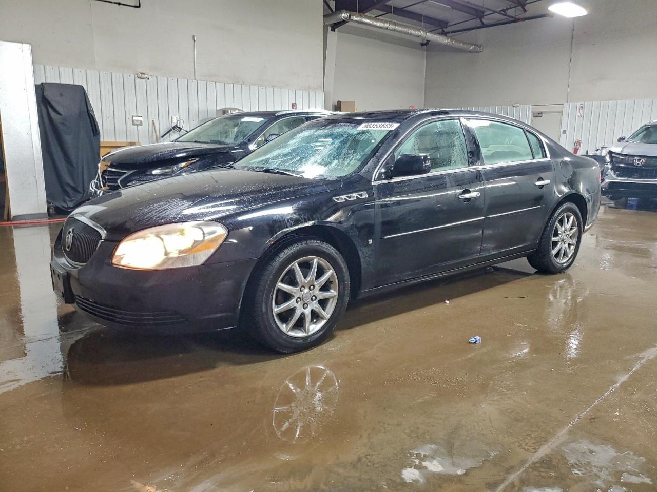 Buick Lucerne Cxl Image 1