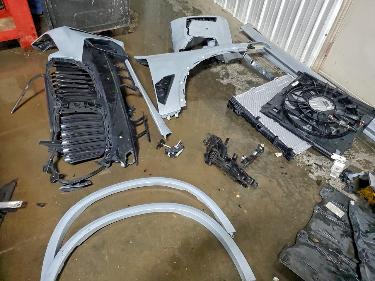 BMW X Series Xdrive50e Image 13