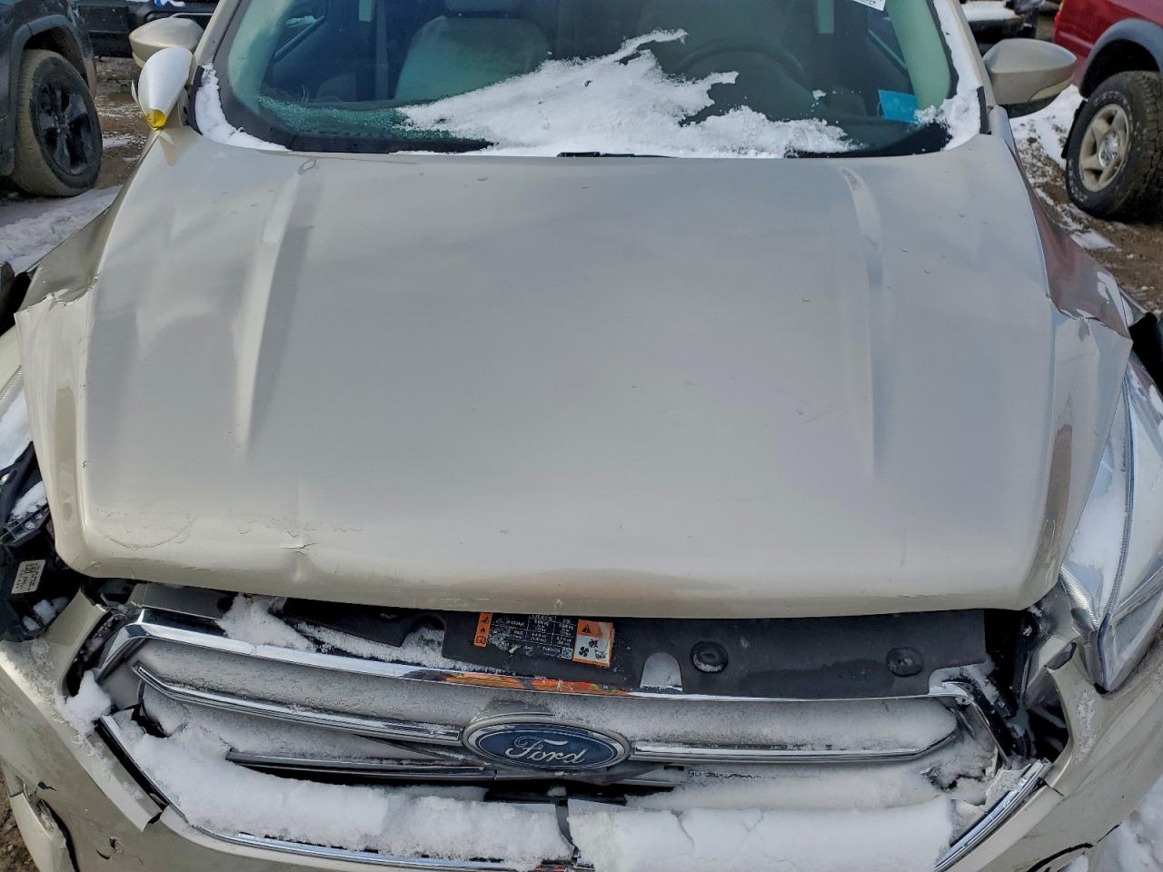 Ford Escape Titanium Image 6