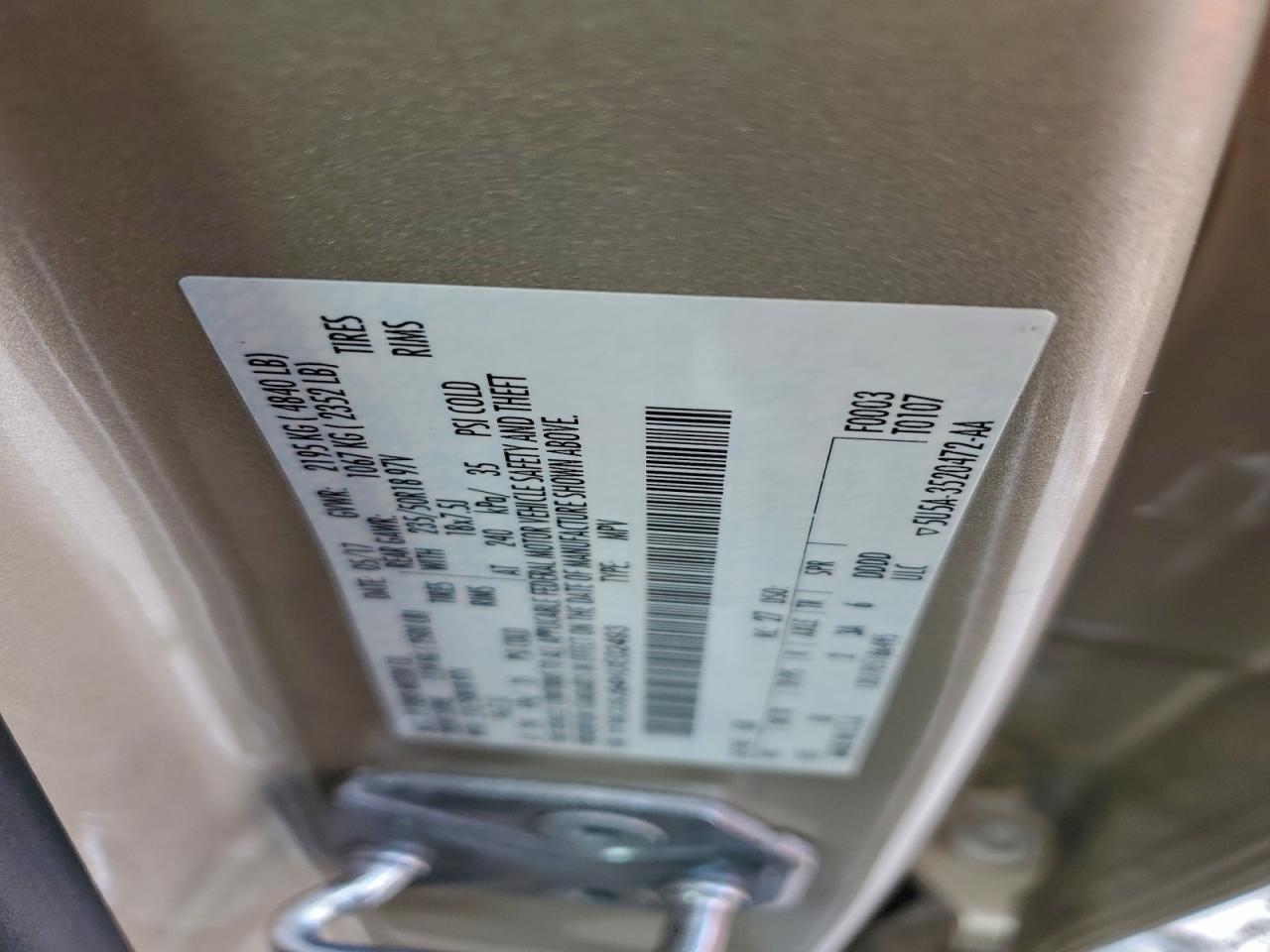 Ford Escape Titanium Image 11