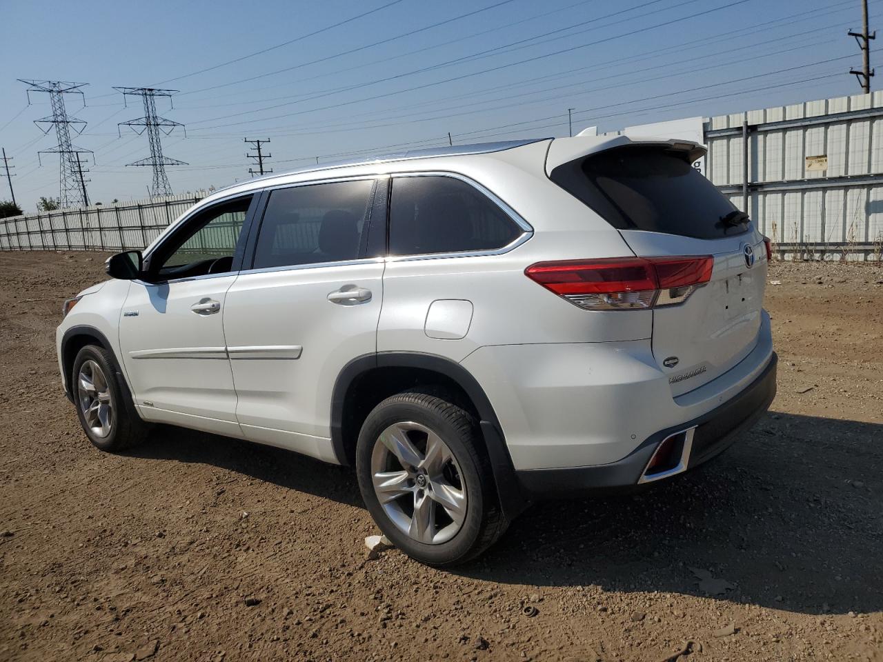 Toyota Highlander Hybrid Limited Image 6