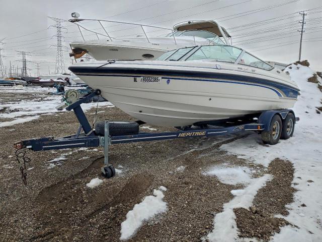 Chaparral Boat Image 3
