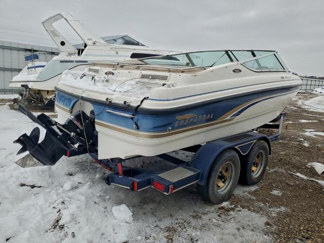 Chaparral Boat Image 8