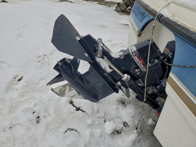 Chaparral Boat Image 7