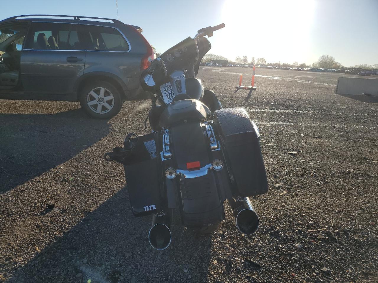 Harley-Davidson Fl Image 3