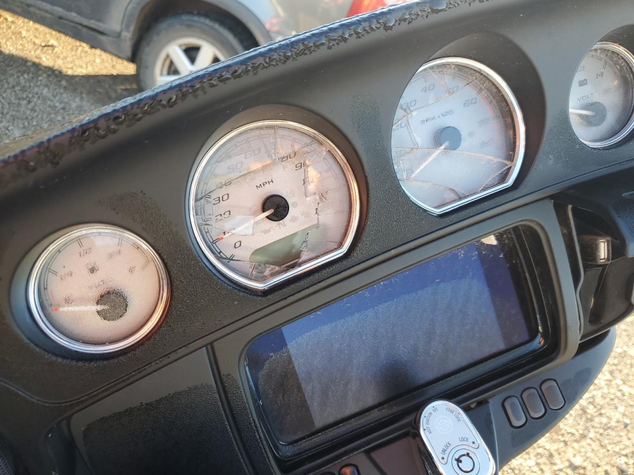 Harley-Davidson Fl Image 8