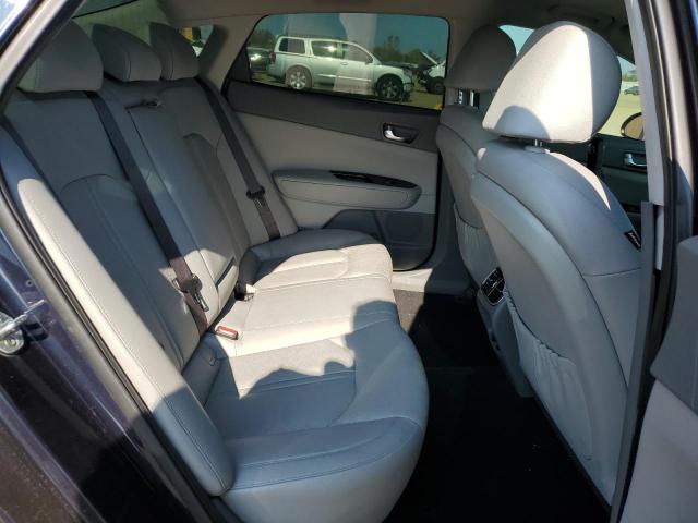 Kia Optima Plug-in Hybrid Image 8