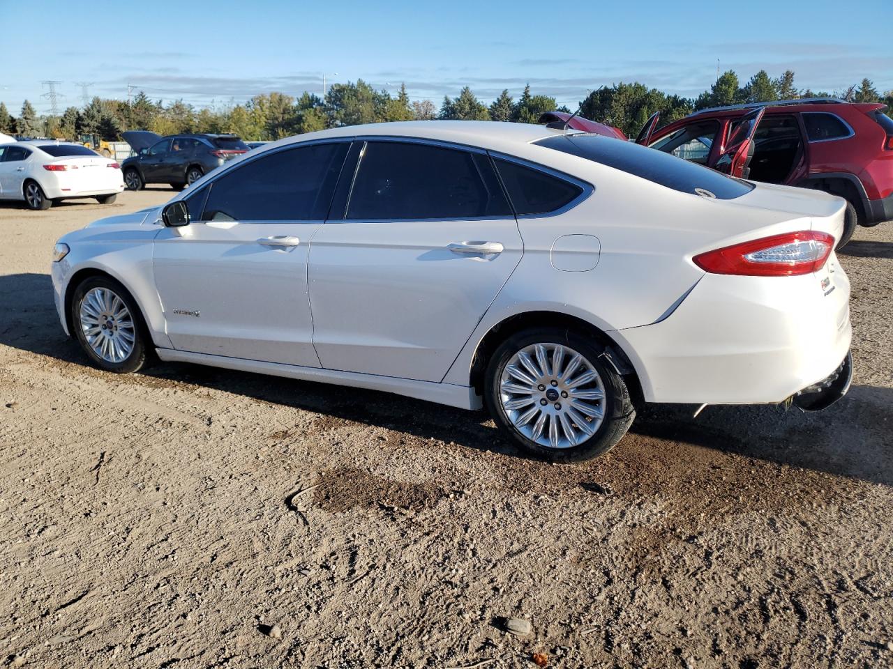 Ford Fusion Se Hybrid Image 8