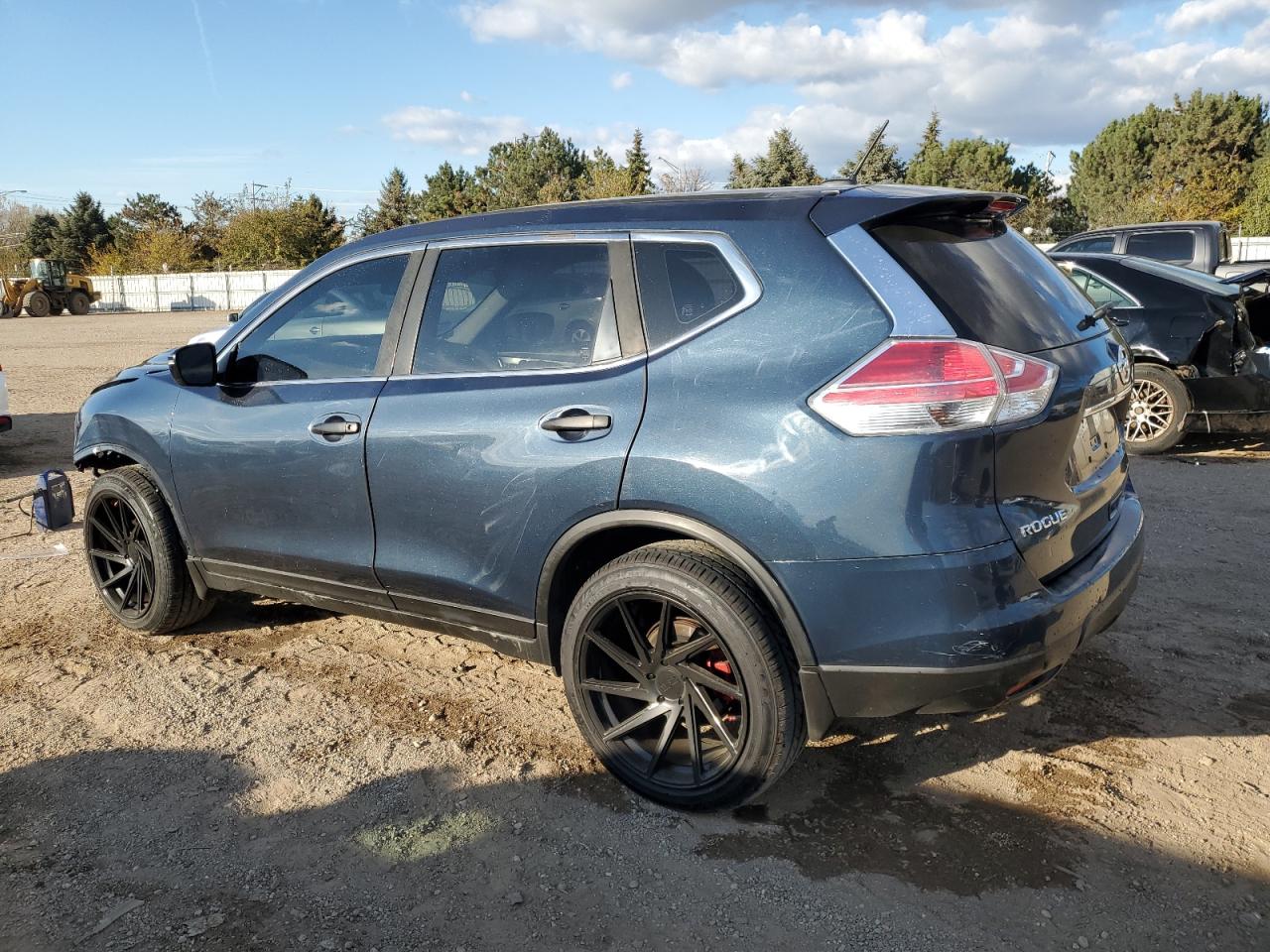 Nissan Rogue S Image 10