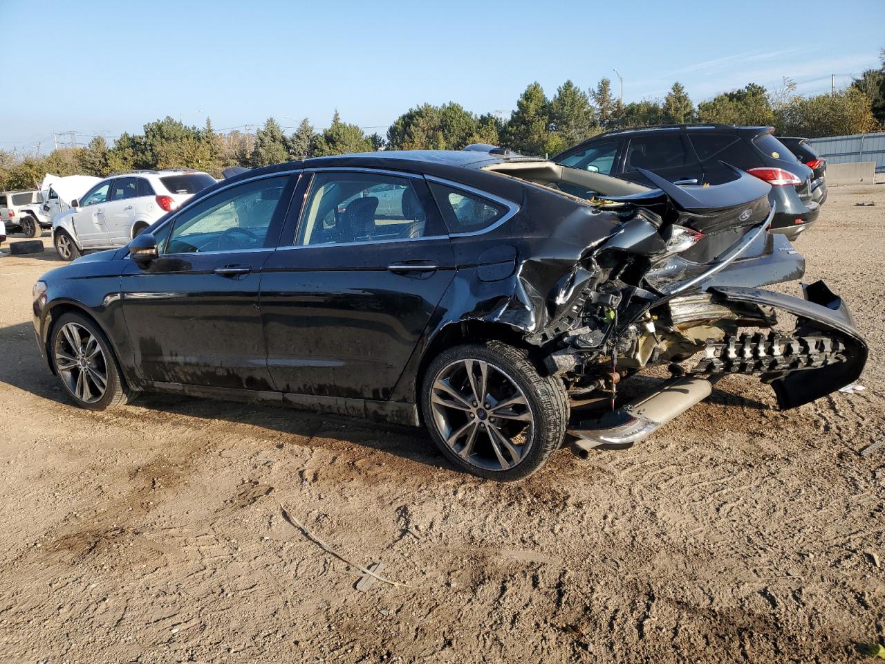 Ford Fusion Titanium Image 2