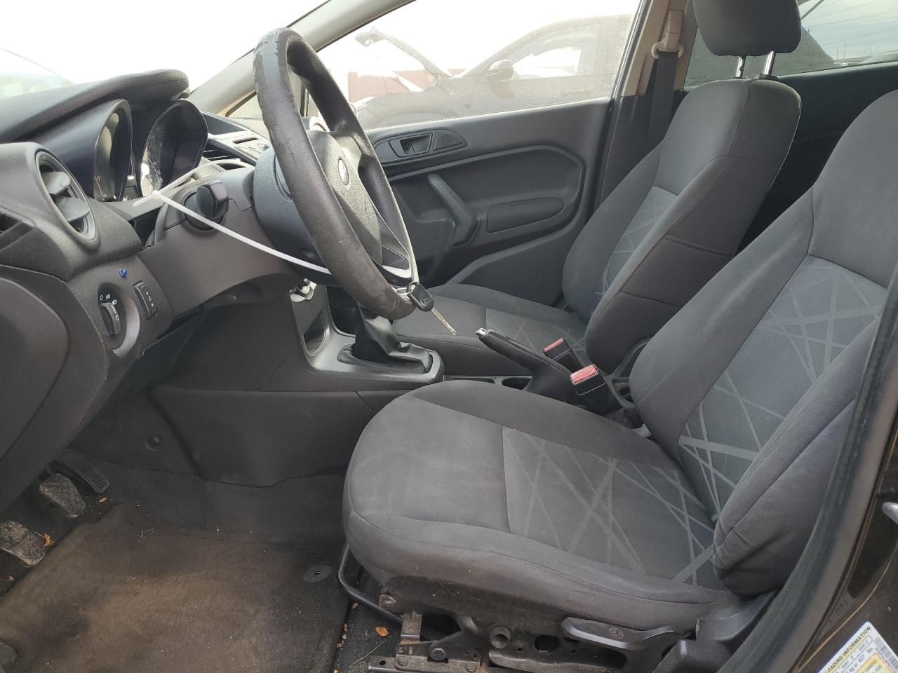 Ford Fiesta S Image 4