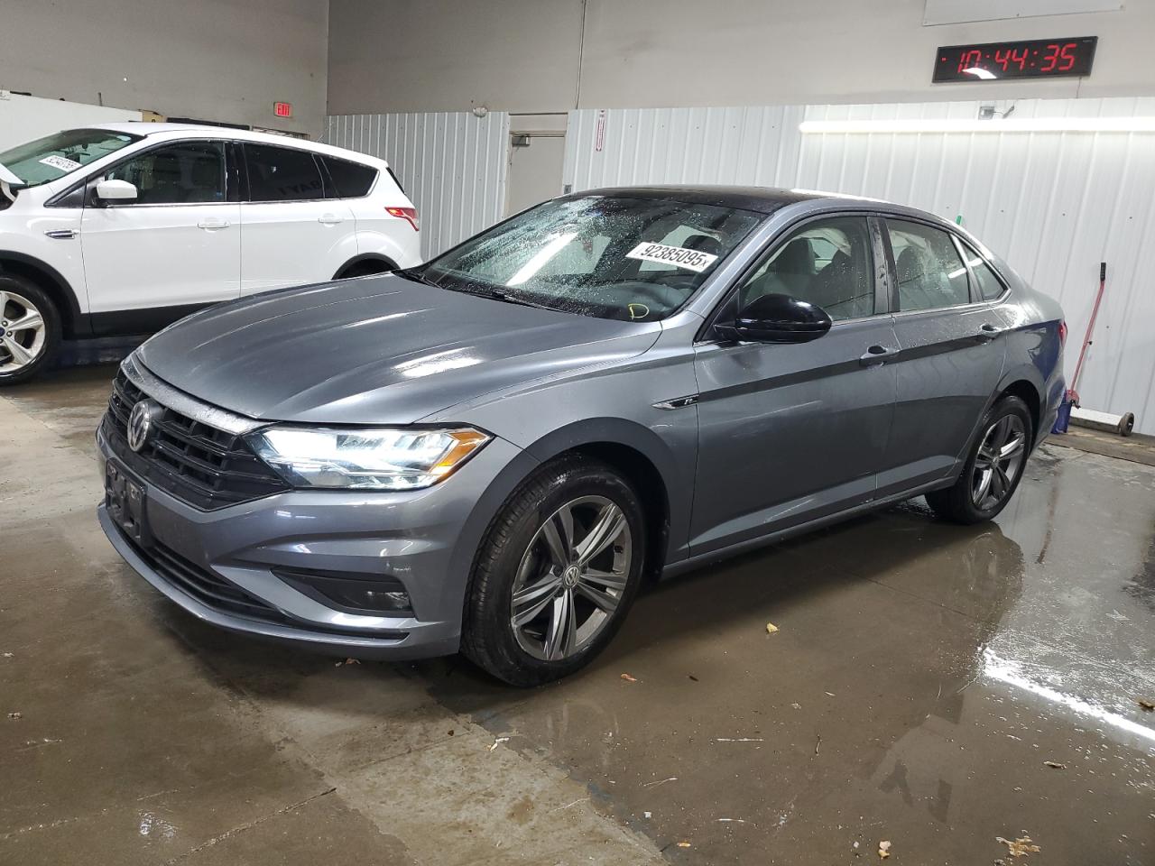 Volkswagen Jetta S Image 1